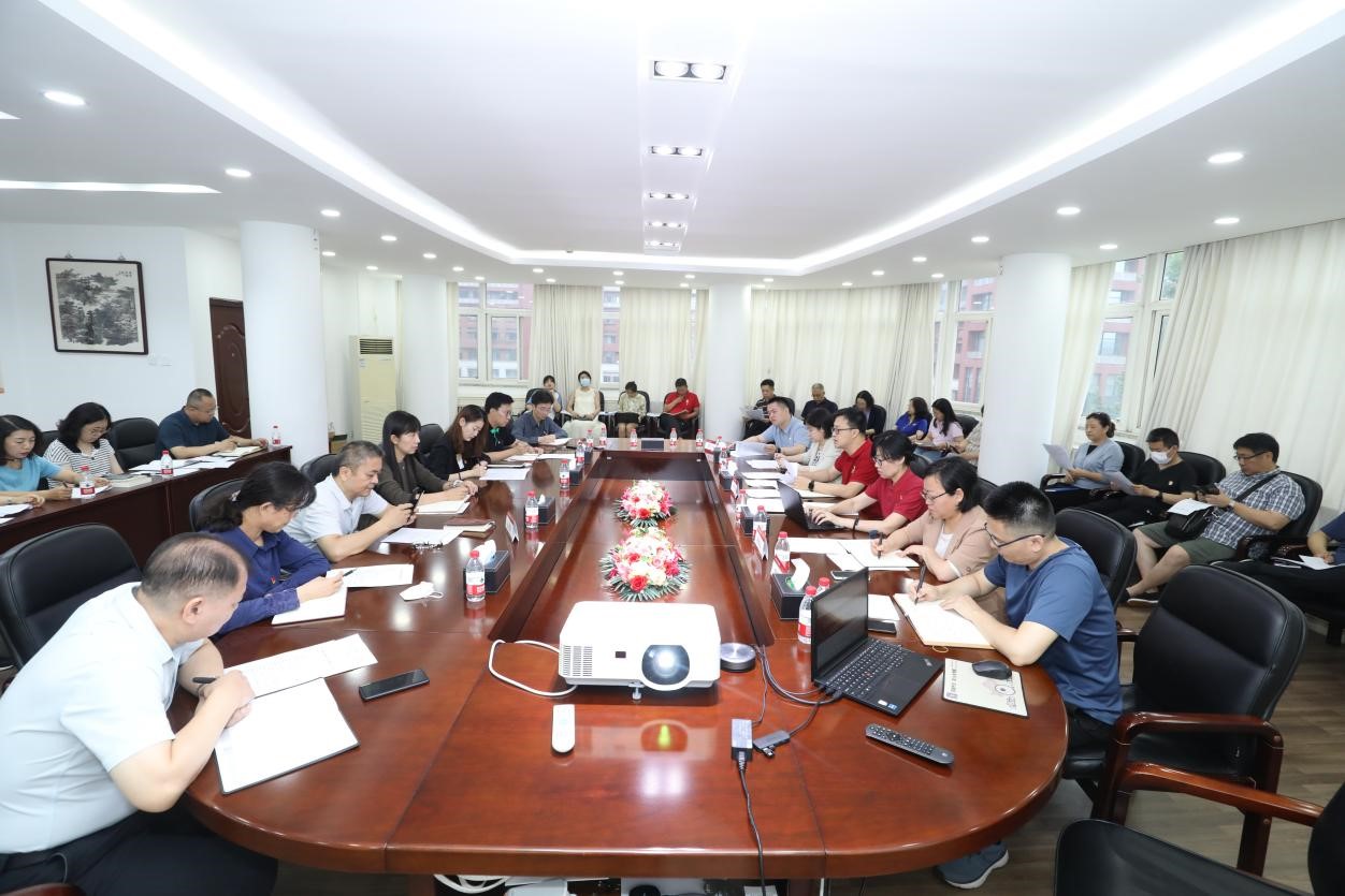 太阳成tyc7111cc与党委组织部开展主题教育联学 图片4.jpg